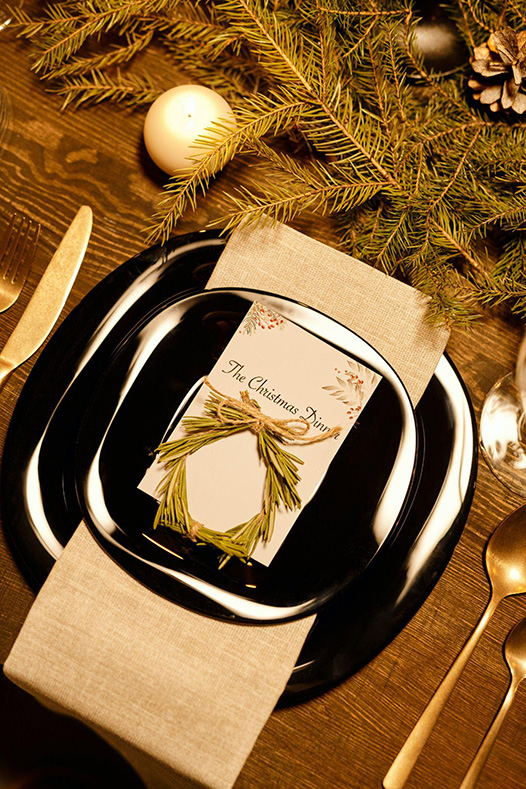 Hosting for the Holidays Create a Festive Tablescape to Impress Your Guests-Image 6